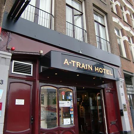 A-Train Hotel Amsterdam Bagian luar foto